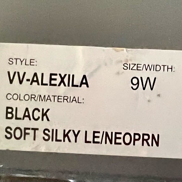 Brand New Soft black leather and neoprene Vince Camuto boots. - Picture 1 of 5